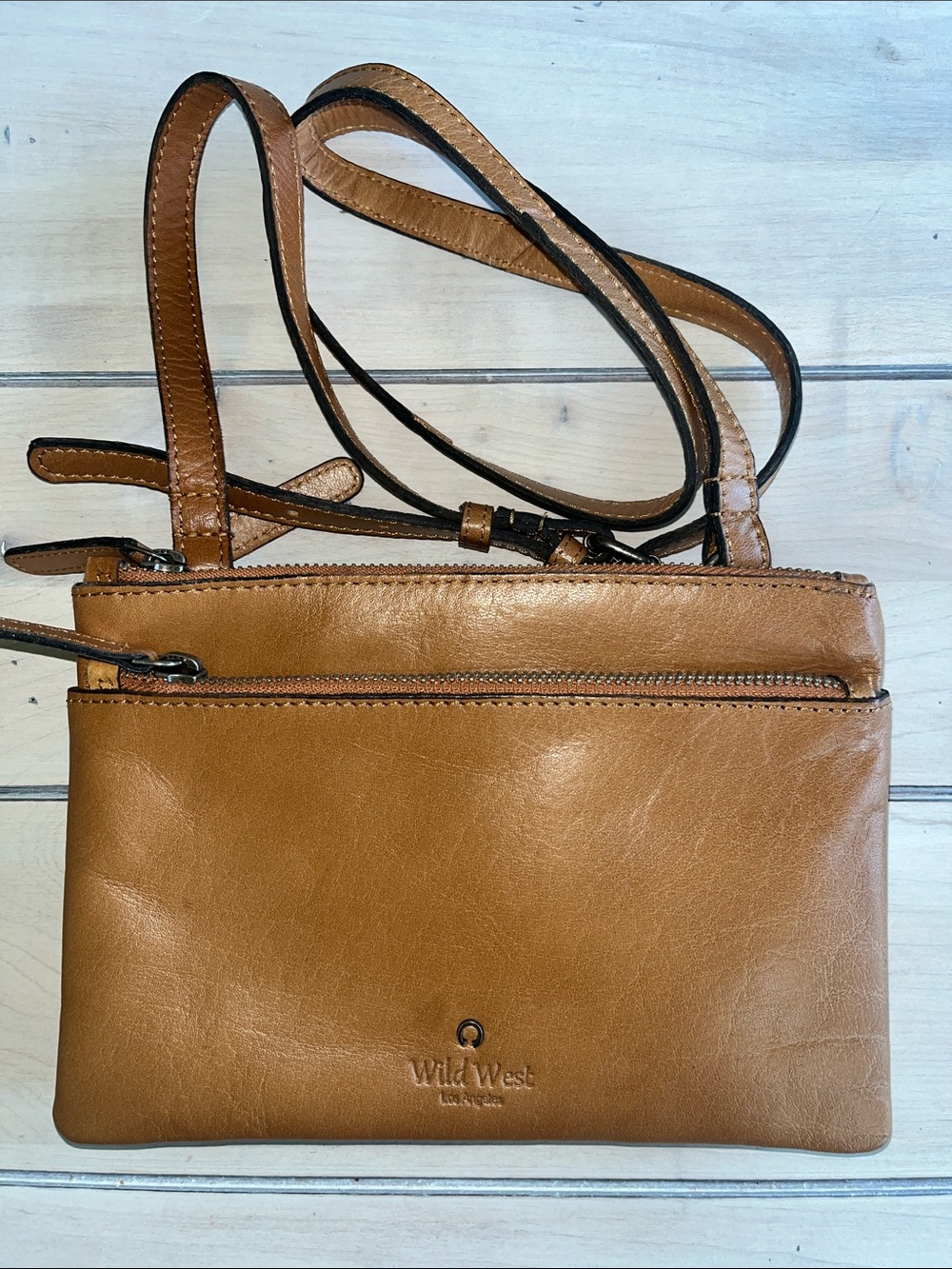 Wild West Tan Leather Crossbody Bag - Five compartments